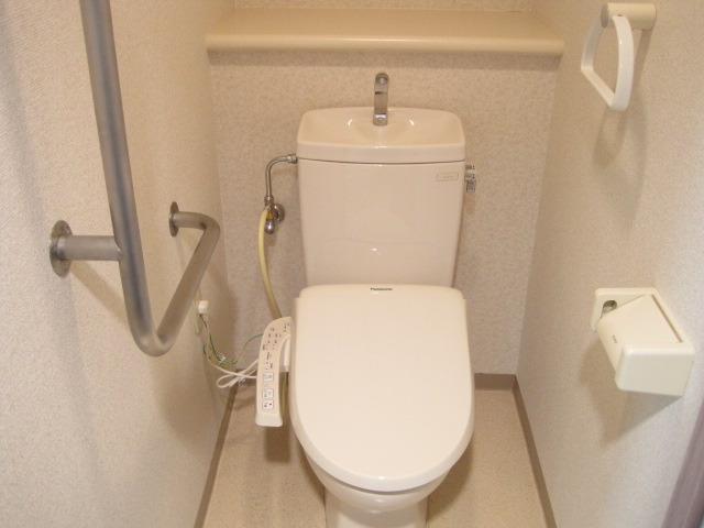 ロイヤルハイム武蔵新城 トイレ