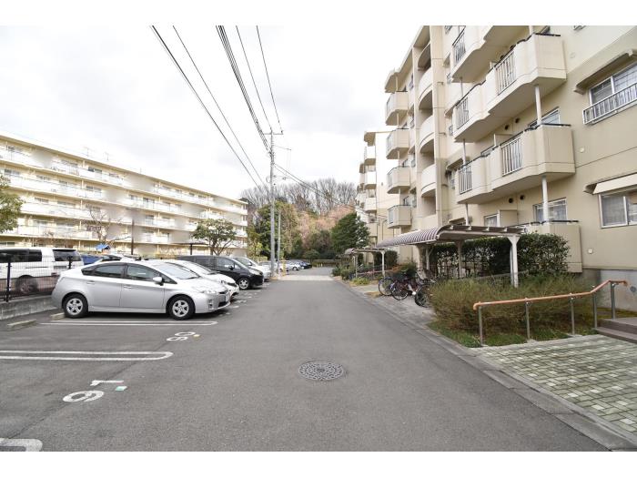 星が丘パークランドひよどり台 駐車場