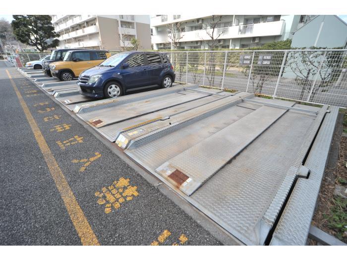 ビューコート小港 駐車場