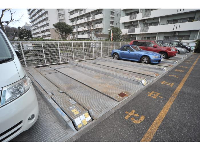 ビューコート小港 駐車場