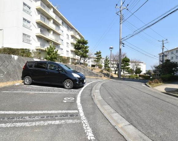 洋光台北 駐車場