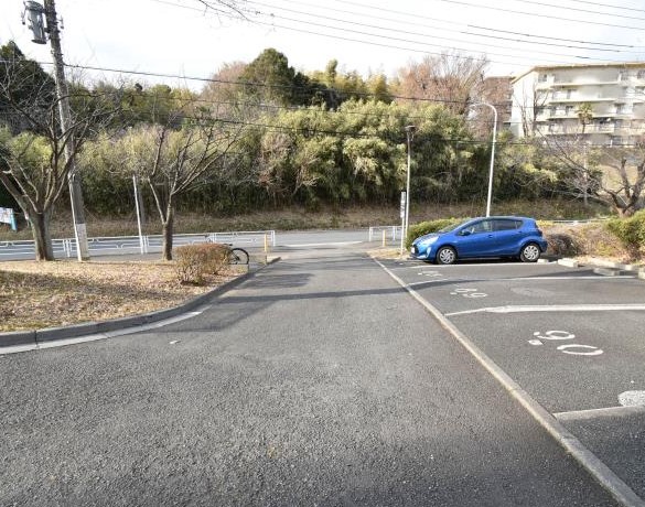 西菅田 駐車場